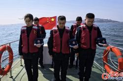 清明祭先烈 薪火永相传——山东烟台海警局开展清明祭扫主题活动