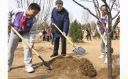 时政微观察丨争做新时代好少年 跑好历史接力赛