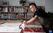 文化中国行·守宝人｜走近百年图书馆里的古籍守护者文化中国行·守宝人｜走近百年图书馆里的古籍守护者