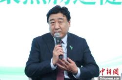 专家：便秘危害多 需足够重视并长期管理